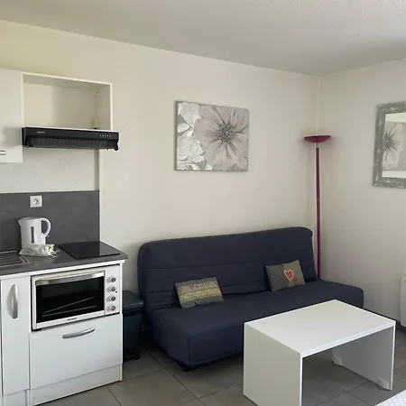 Au Rythme Des Ferrys Apartment Calais Exterior photo